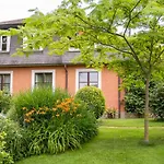 Im Garten - Haus Anna * グラーツ