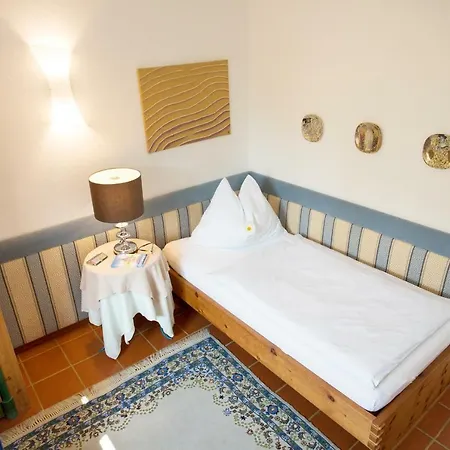 Apartment Im Garten - Haus Anna *