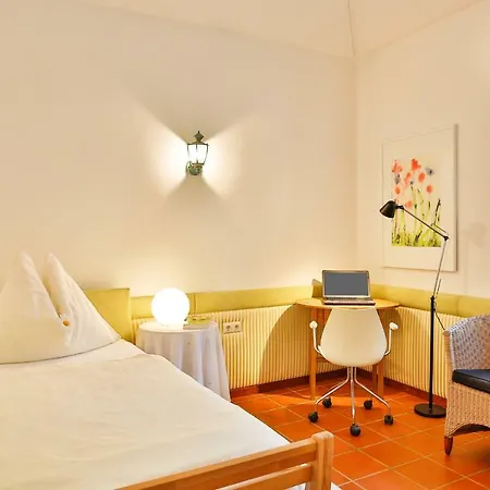 Im Garten - Haus Anna *